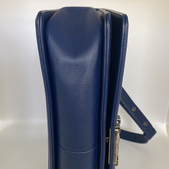 Chanel Boy Bag - Picture 10 of 16